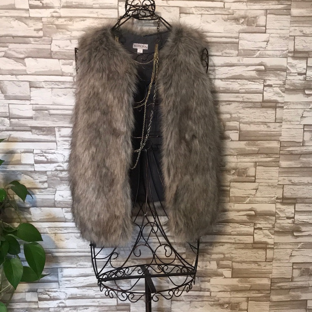 MERONA faux Fur Vest